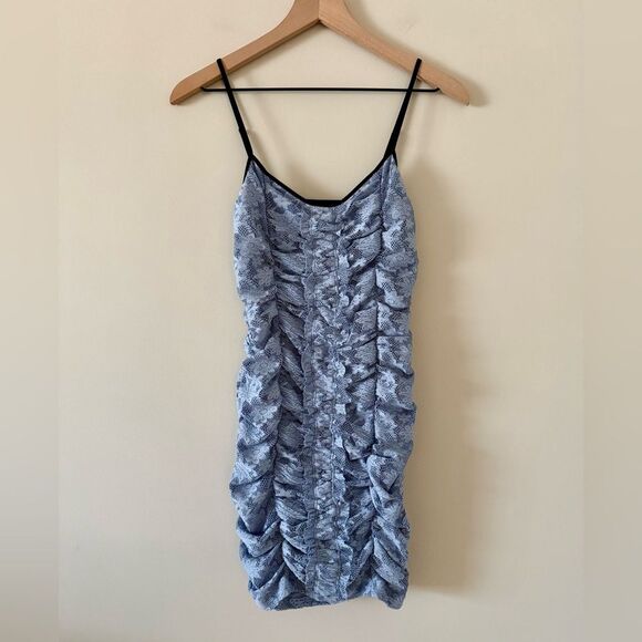 Urban Outfitters Ruched Lace Bodycon Midi Dress in Periwinkle and Black - Size S - Picture 1 of 6